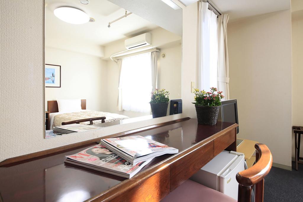 Shinjuku Urban Hotel طوكيو المظهر الخارجي الصورة